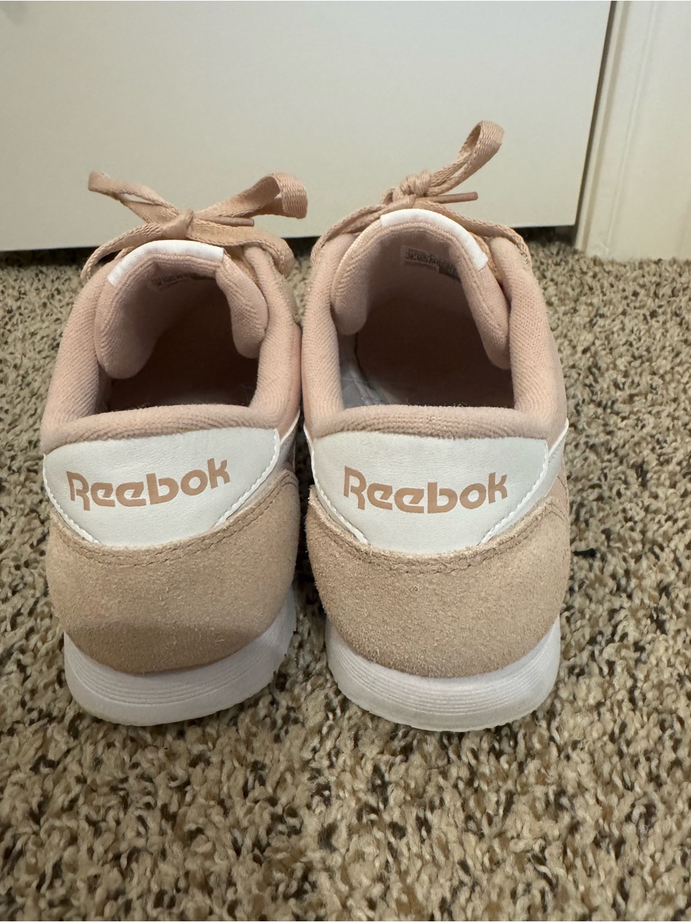 Reebok Blush Pink Suede Sneakers size 9